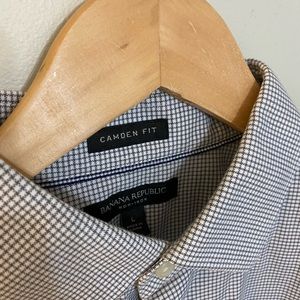 Banana Republic Button Up